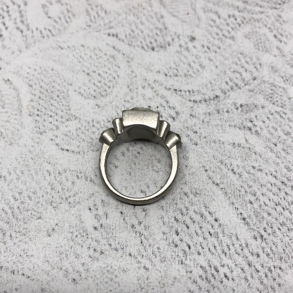 Lia Sophia Silver Tone Baguette Crystal/glass Ring Statement Modernist Style - Picture 4 of 7